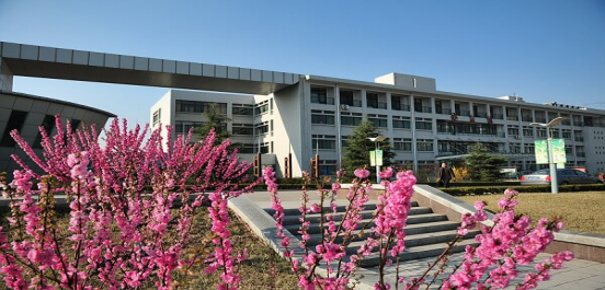 2022年济南工程职业技术学院成人高等教育招生简章正式发布(图1)